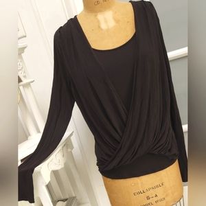 MICHAEL KORS LS Black Wrap Front Top EUC